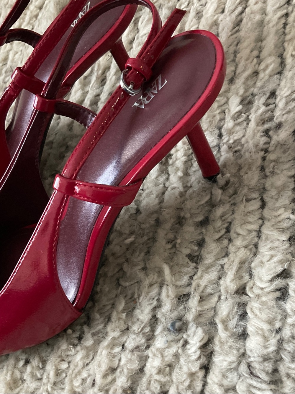 Zara Patent Red Pointed Slingback Heels - Picture 2 of 5